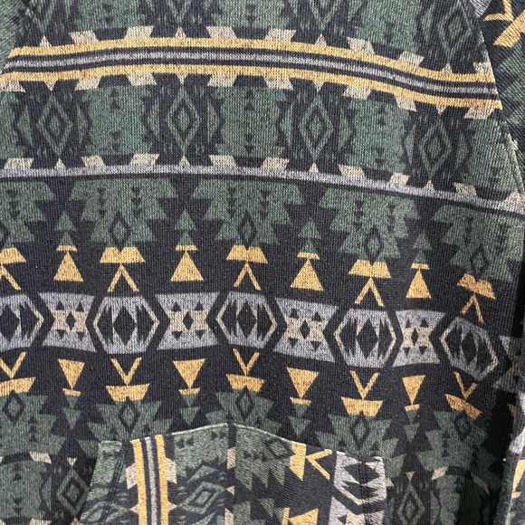 Rue 21 Aztec print hoodie with kangaroo pouch. Size L - Picture 3 of 5